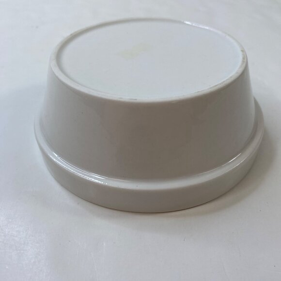 White Ceramic 5" Diameter Ingredient Bowl Simple Design - Picture 5 of 7